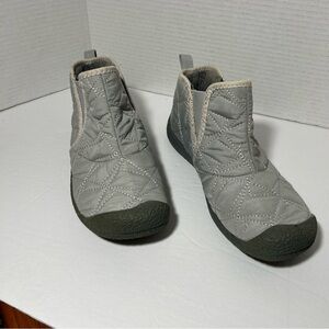 Keen Women’s Gray Howser Quilted ankle Boots Size 8.5-EUC